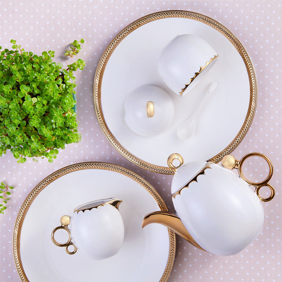 Imagem JOGO DE PORCELANA 3 PEÇAS DE CAFÉ EGG COM AÇUCAREIRO, LEITEIRA E BULE WOLFF
