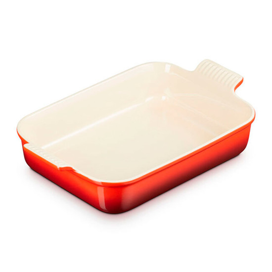 Imagem TRAVESSA RETANGULAR HERITAGE VERMELHA EM CERÂMICA 9,1X39X25,4CM - LE CREUSET