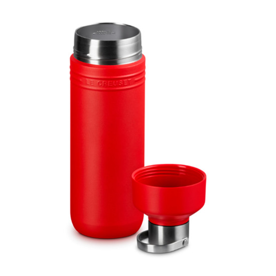 Imagem GARRAFA TÉRMICA 1L OTG VERMELHA EM AÇO INOX 33,1X8,8X8,8CM - LE CREUSET