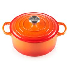 Imagem de PANELA REDONDA SIGNATURE 5,3L EM FERRO FUNDIDO E PEGADOR DOURADO - LE CREUSET - Le Creuset Do Brasil 