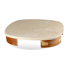 Imagem de BANDEJA QUADRADA EM MÁRMORE BEGE E BASE EM MADEIRA 5X30X30CM - CROSS - Cross Comercial Ltda