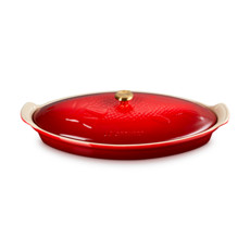 Imagem de TRAVESSA VERMELHA DE CERÂMICA COM TAMPA HERITAGE PARA PEIXE 4X41X18CM - LE CREUSET - Le Creuset Do Brasil 